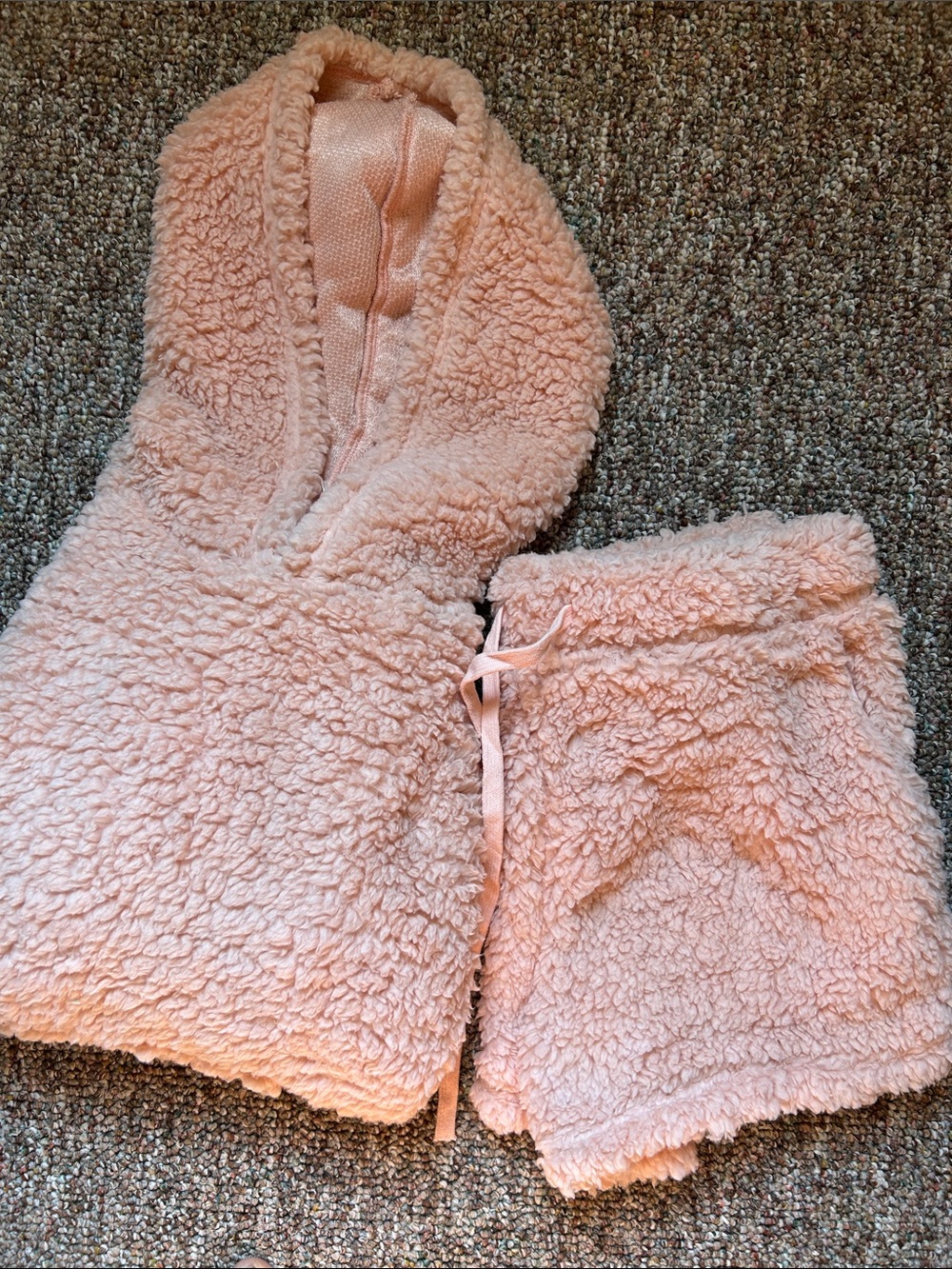 She + Sky Plush Sherpa Hooded Pullover & Shorts Set - Light Pink
